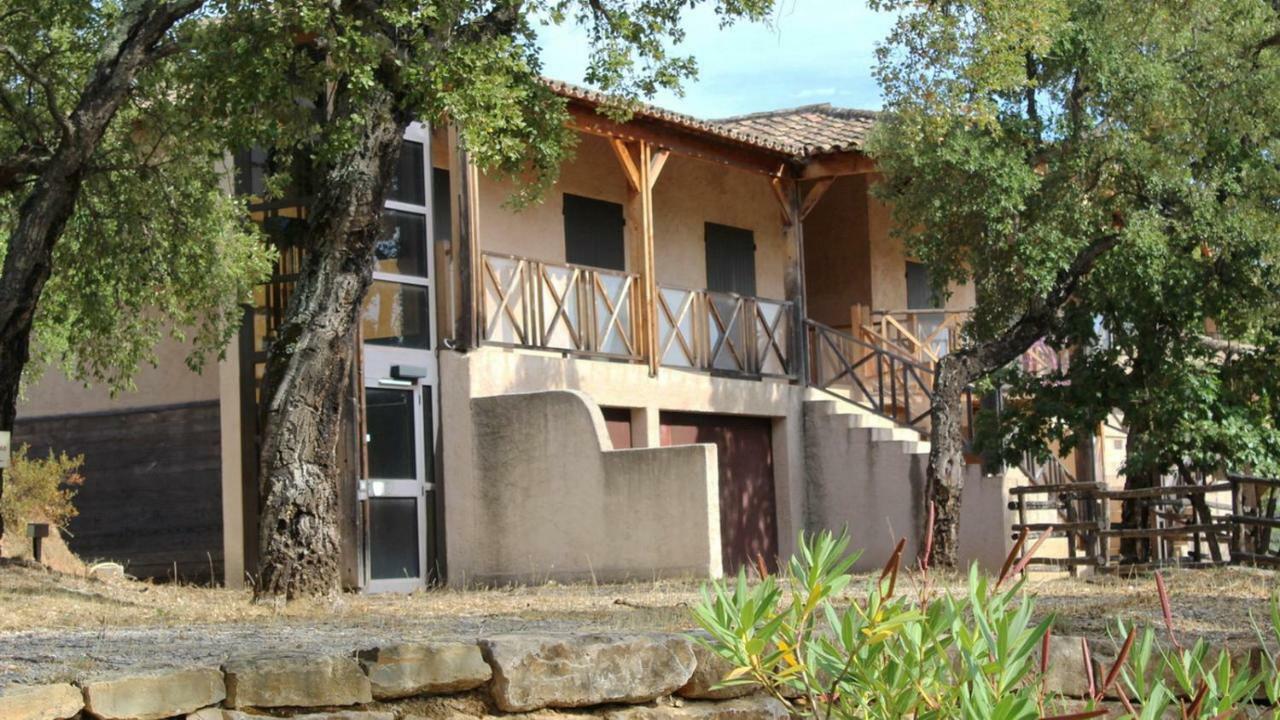 Happy Trimurti Hotel Cogolin Exterior foto