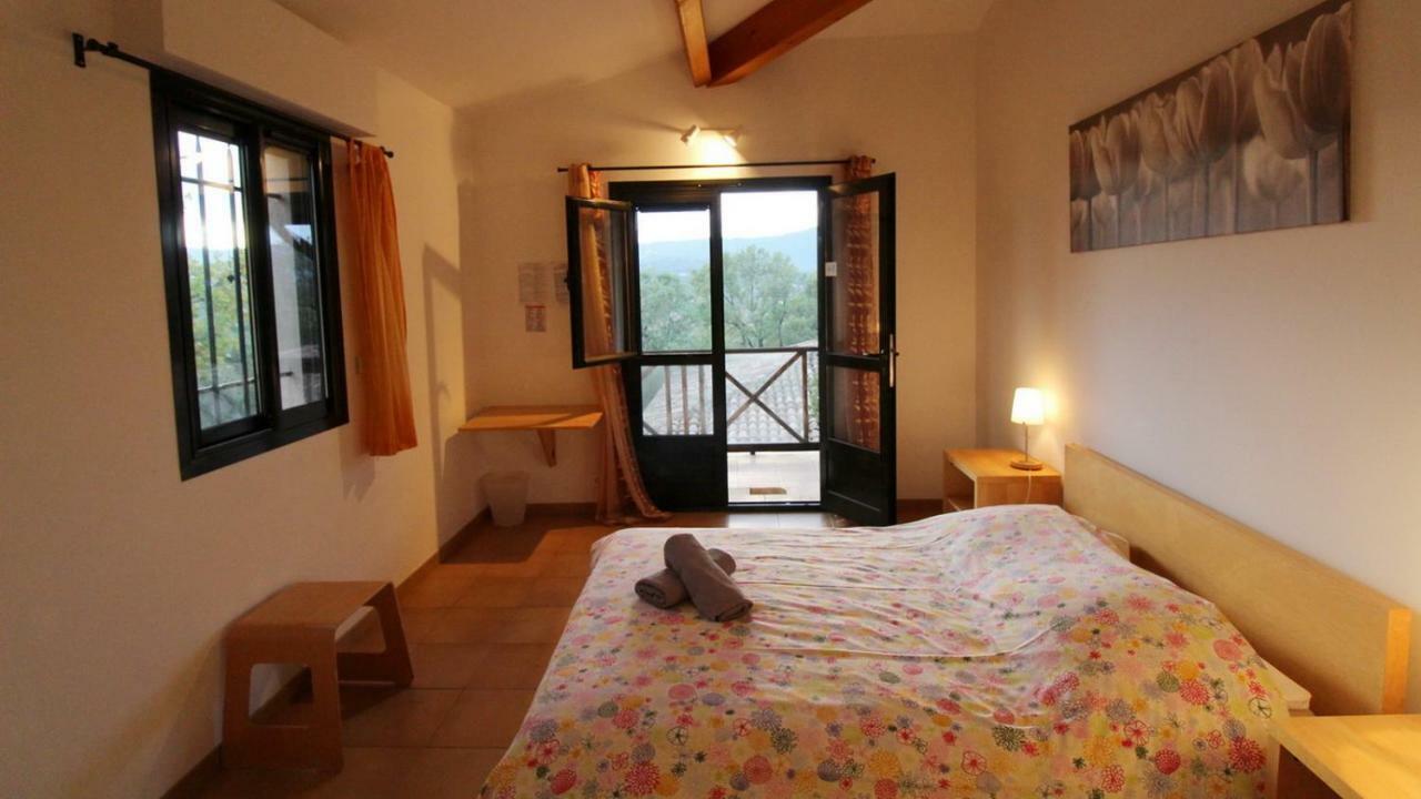 Happy Trimurti Hotel Cogolin Exterior foto