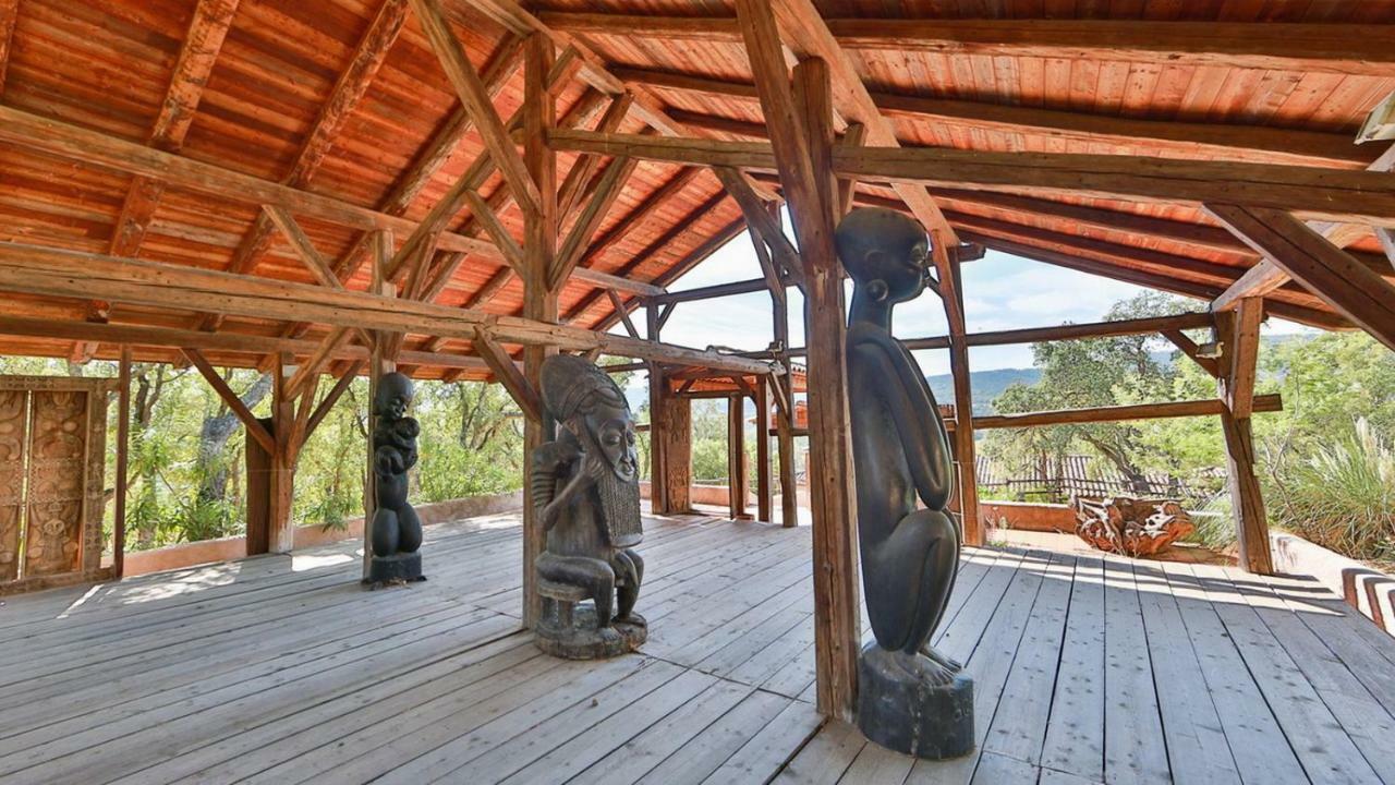 Happy Trimurti Hotel Cogolin Exterior foto